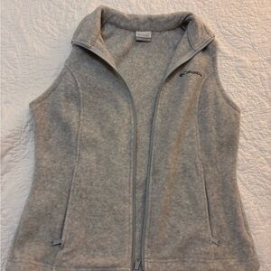 Columbia Light Gray Fleece Vest